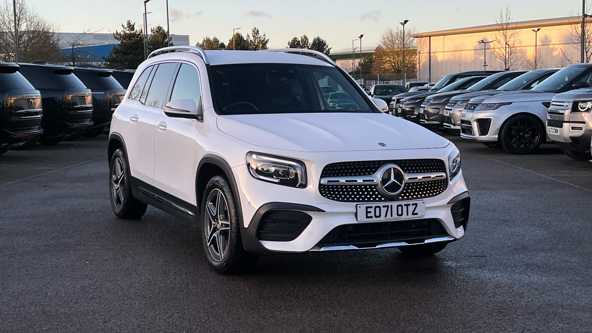 Main listing image - Mercedes-Benz GLB