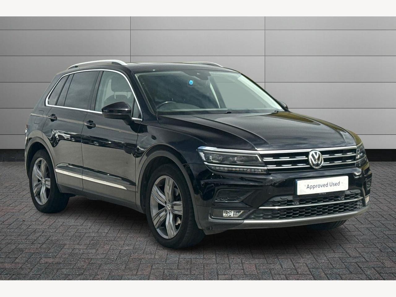 Main listing image - Volkswagen Tiguan