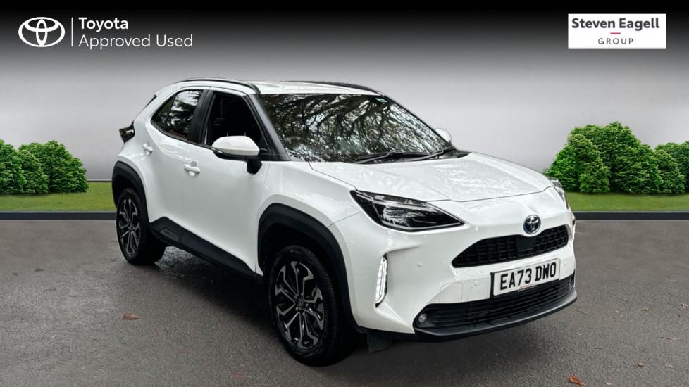 Main listing image - Toyota Yaris Cross