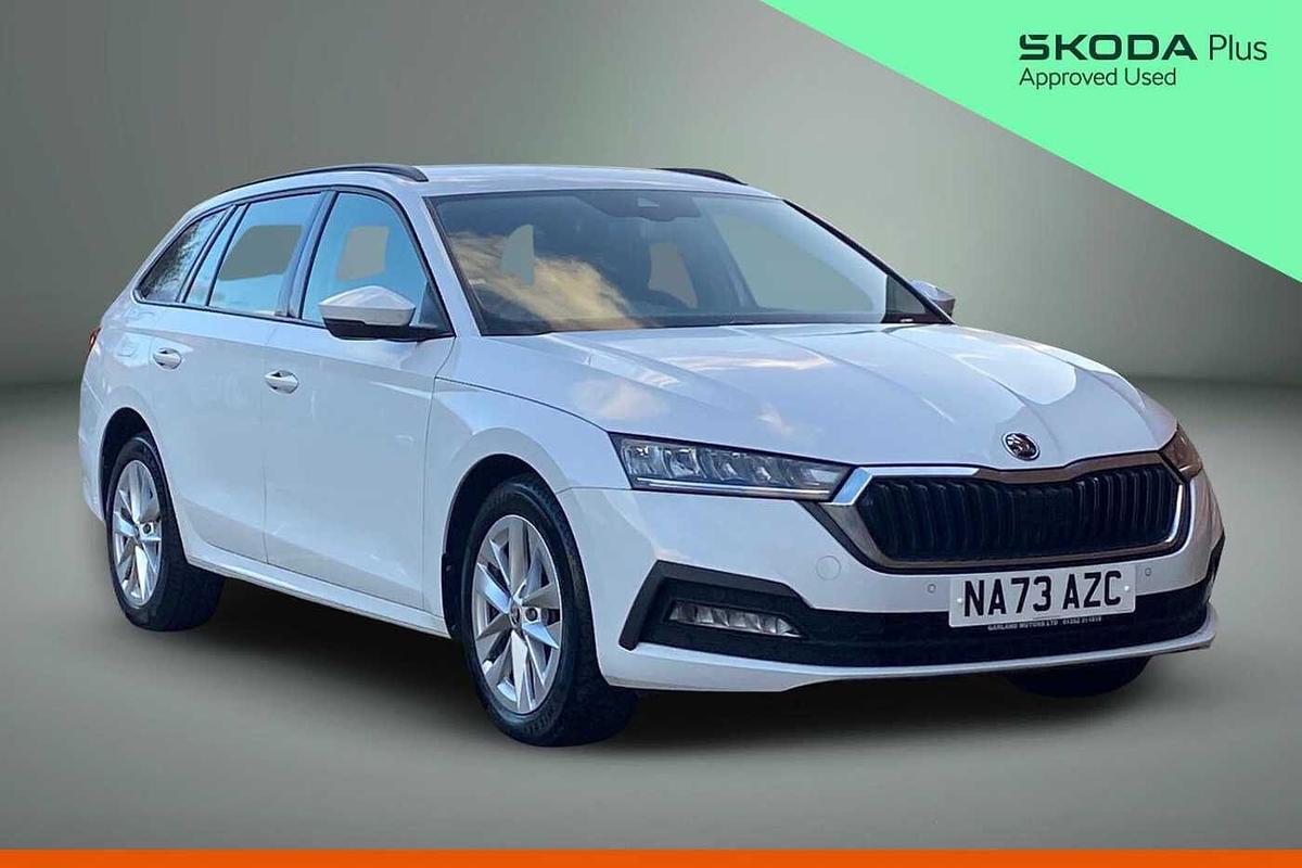 Main listing image - Skoda Octavia Estate