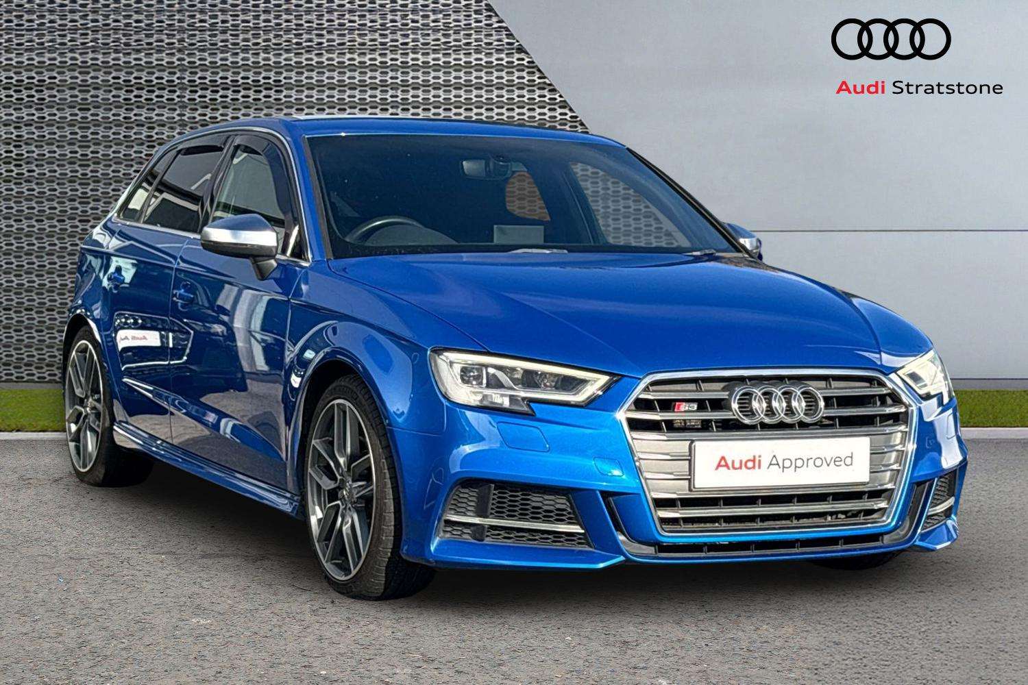 Main listing image - Audi S3