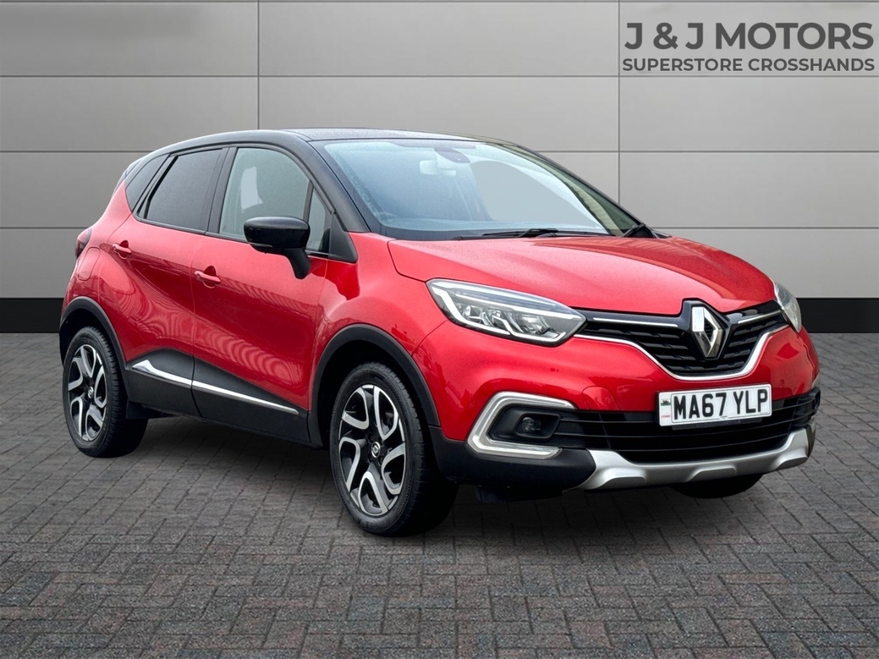 Main listing image - Renault Captur