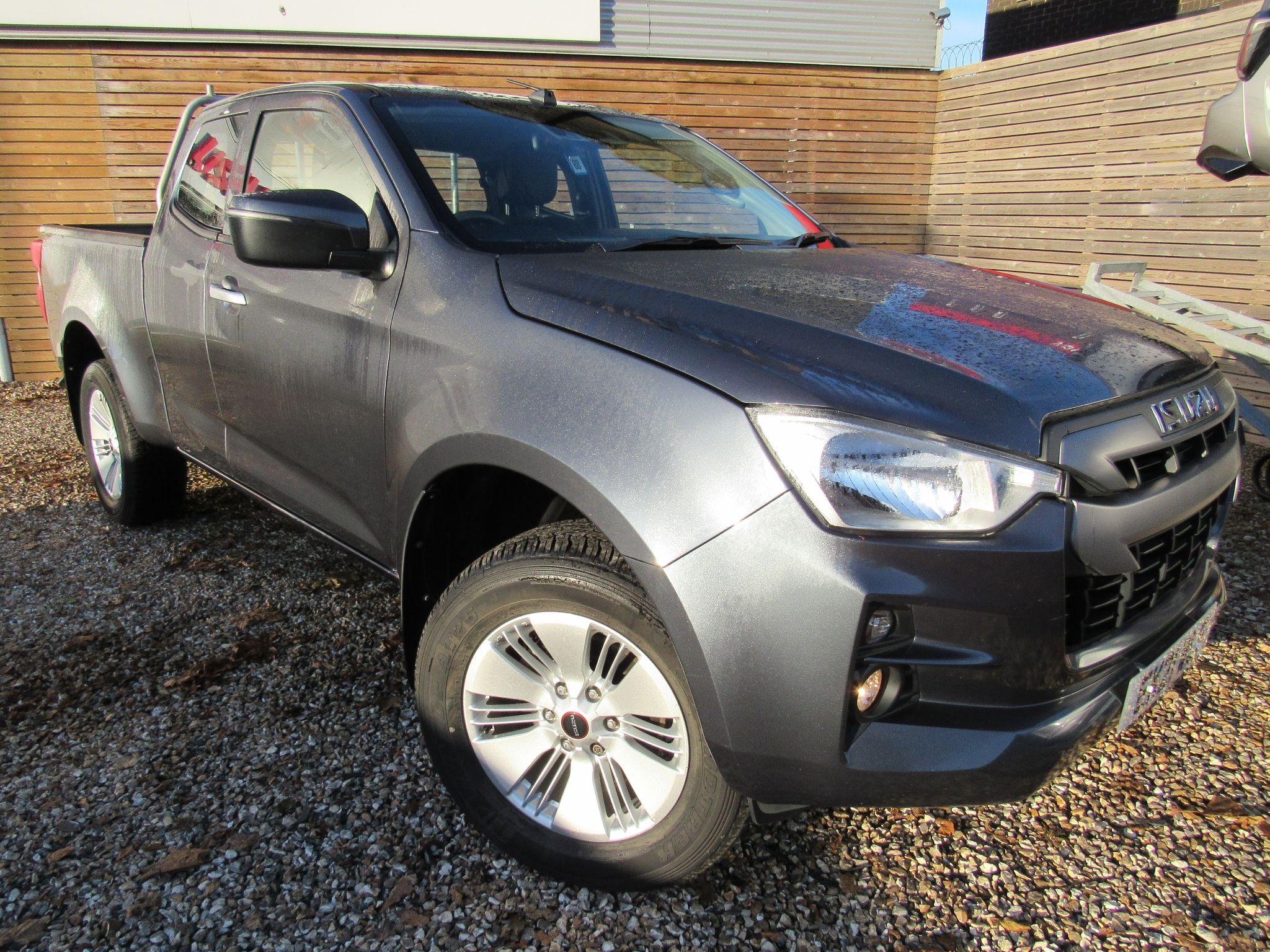 Main listing image - Isuzu D-Max