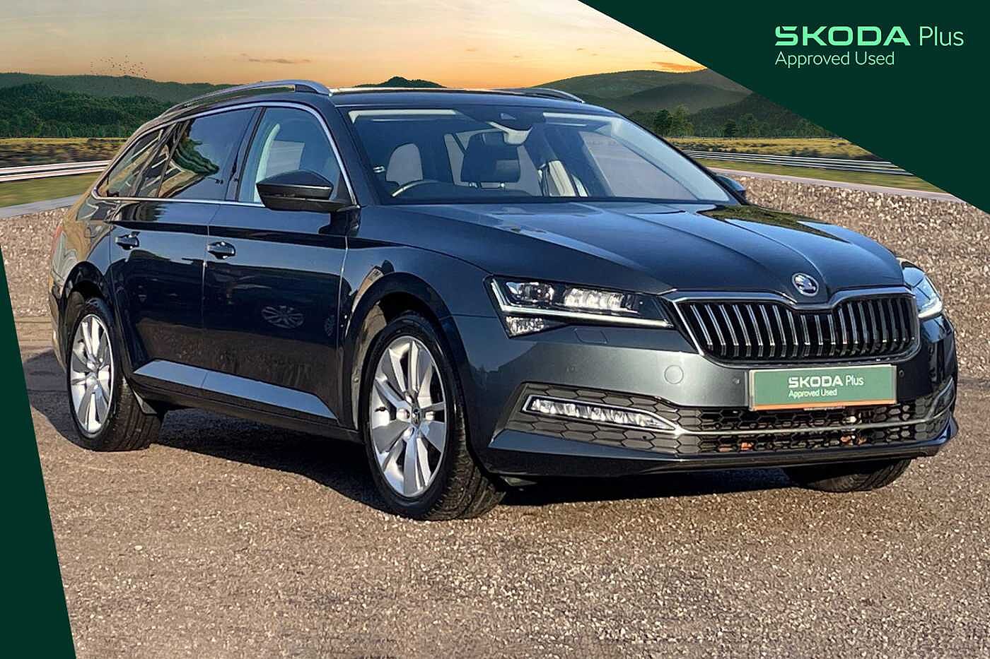 Main listing image - Skoda Superb