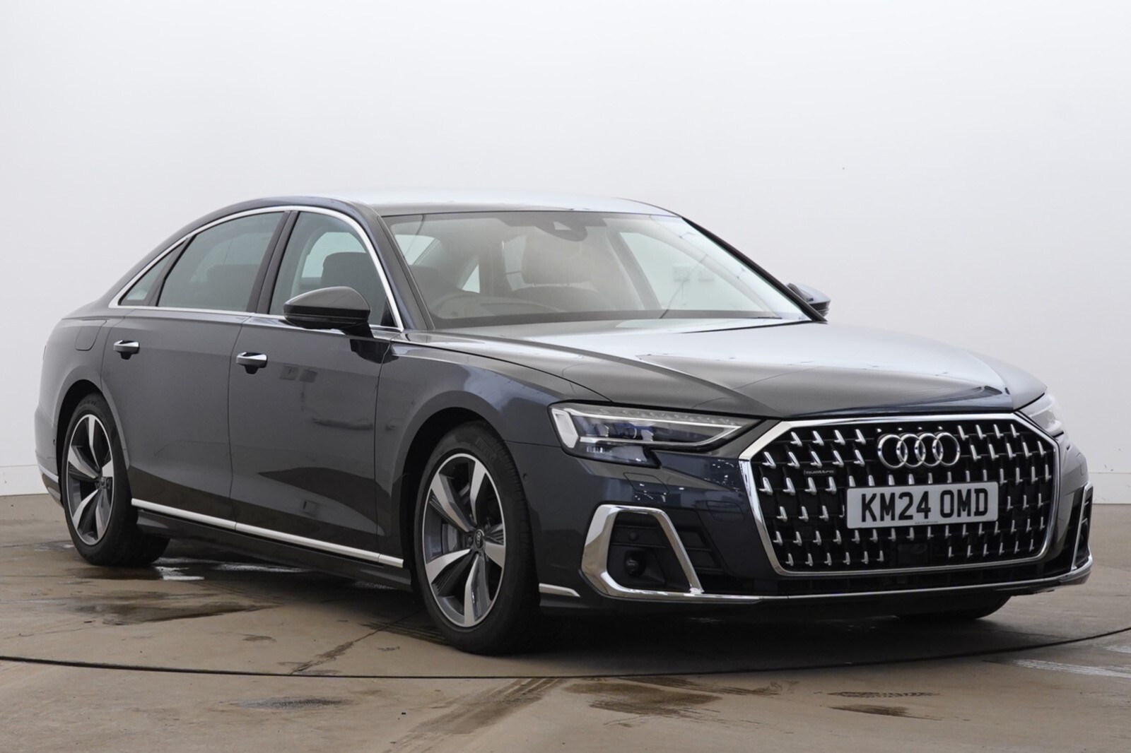 Main listing image - Audi A8