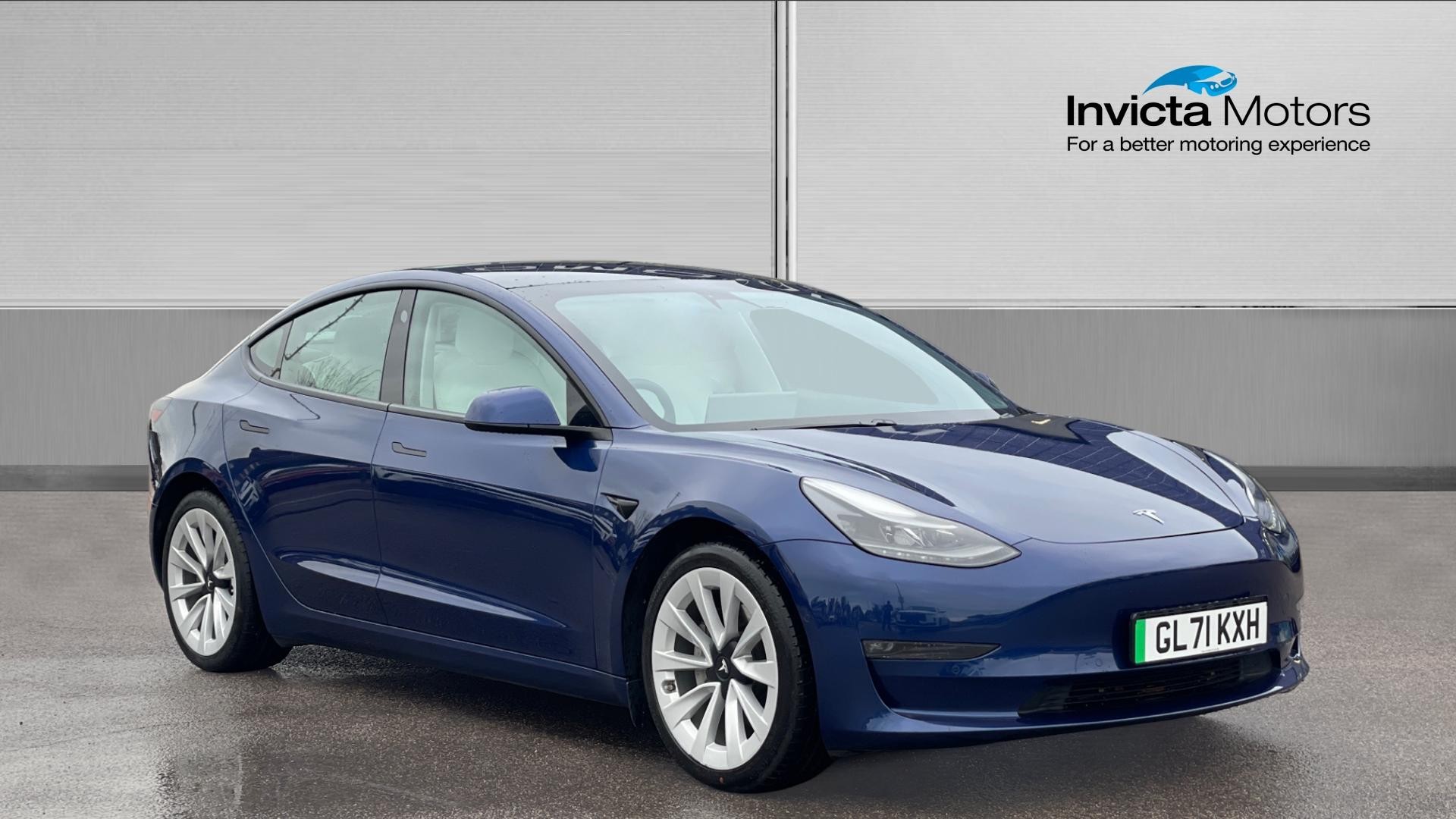 Main listing image - Tesla Model 3