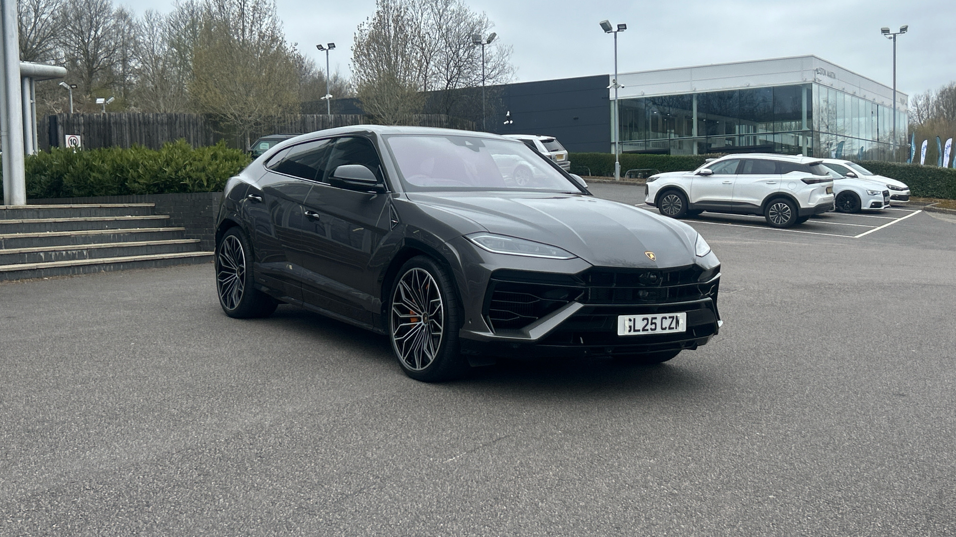 Main listing image - Lamborghini Urus