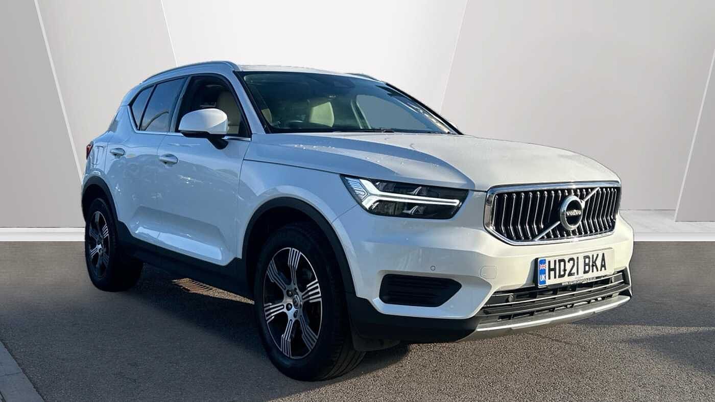 Main listing image - Volvo XC40