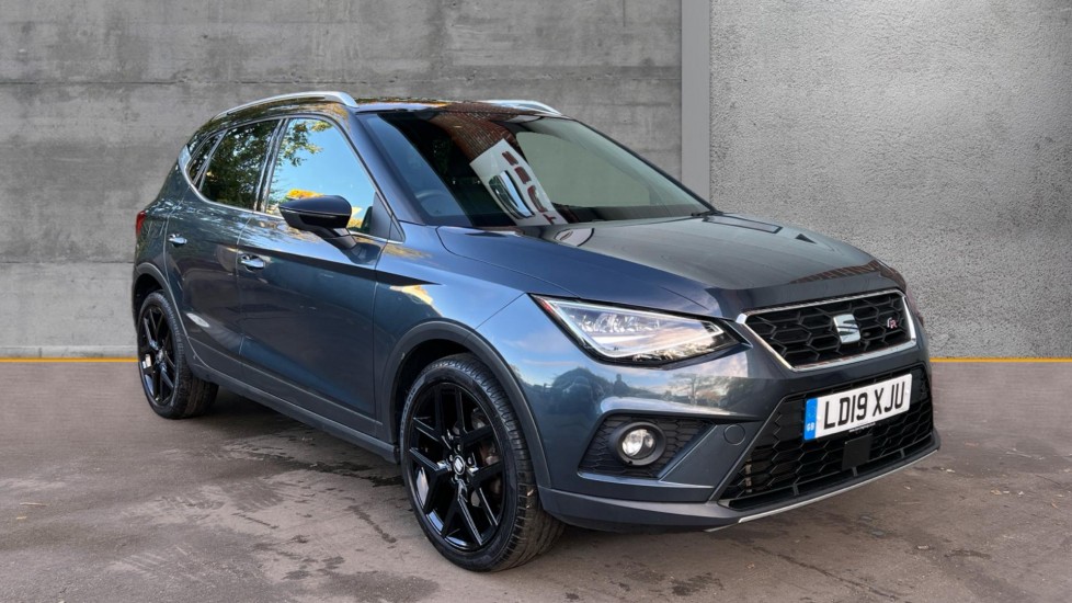 Main listing image - SEAT Arona