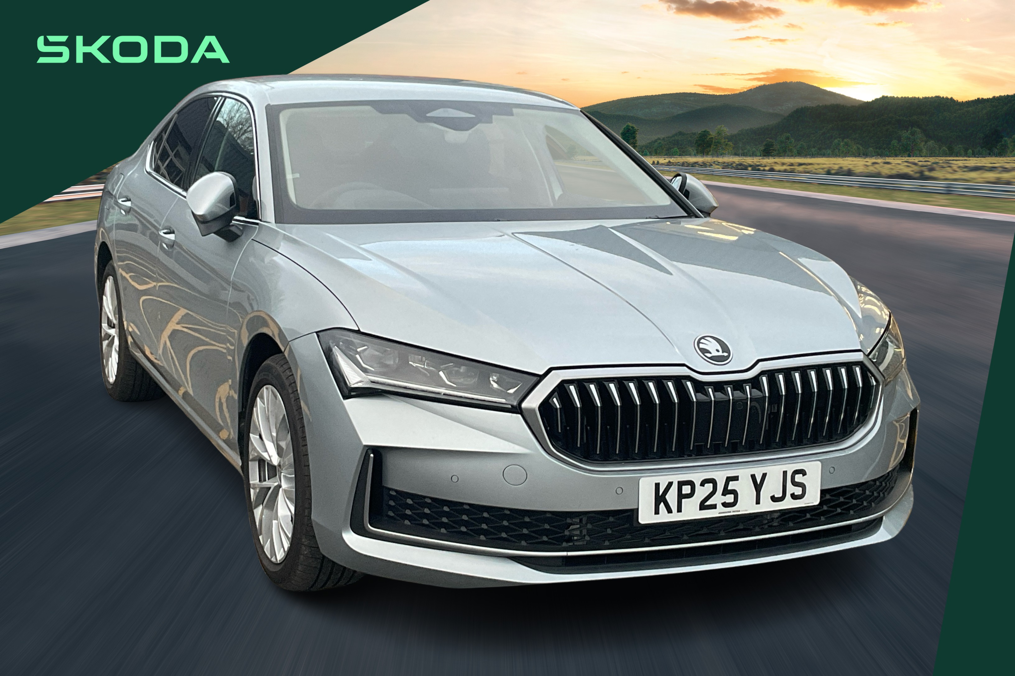 Main listing image - Skoda Superb