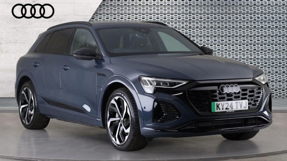 Main listing image - Audi Q8 e-tron