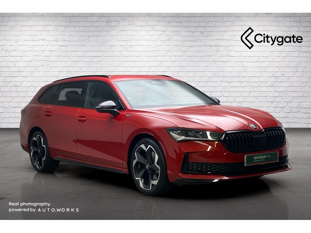 Main listing image - Skoda Superb