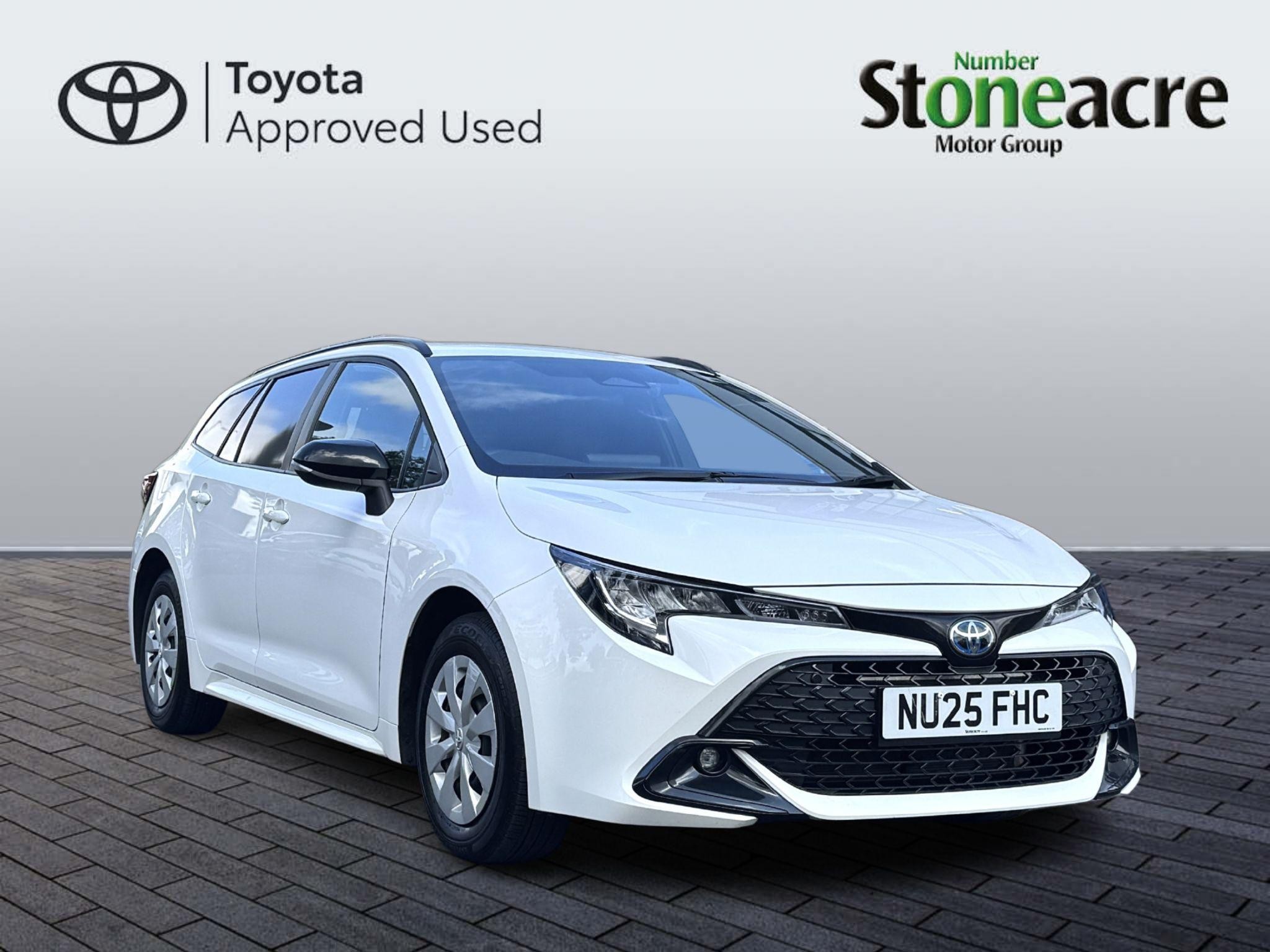 Main listing image - Toyota Corolla