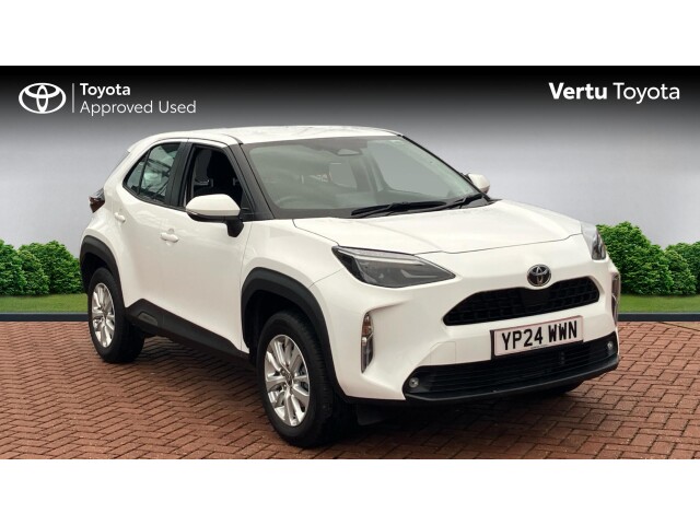 Main listing image - Toyota Yaris Cross