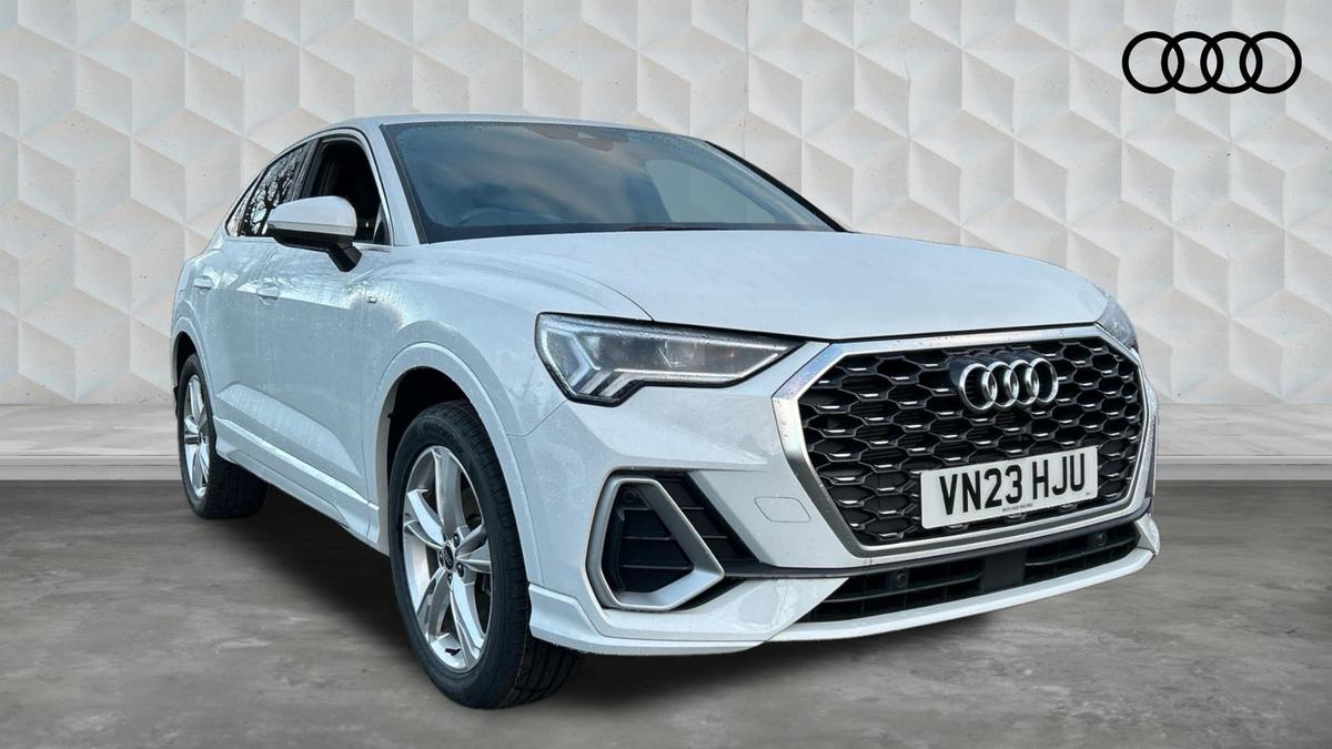 Main listing image - Audi Q3