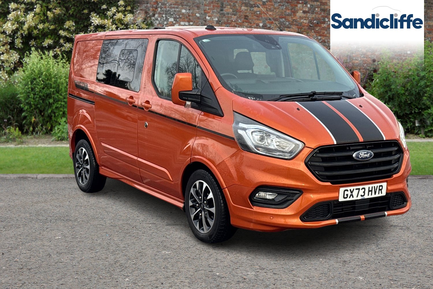 Main listing image - Ford Transit Custom