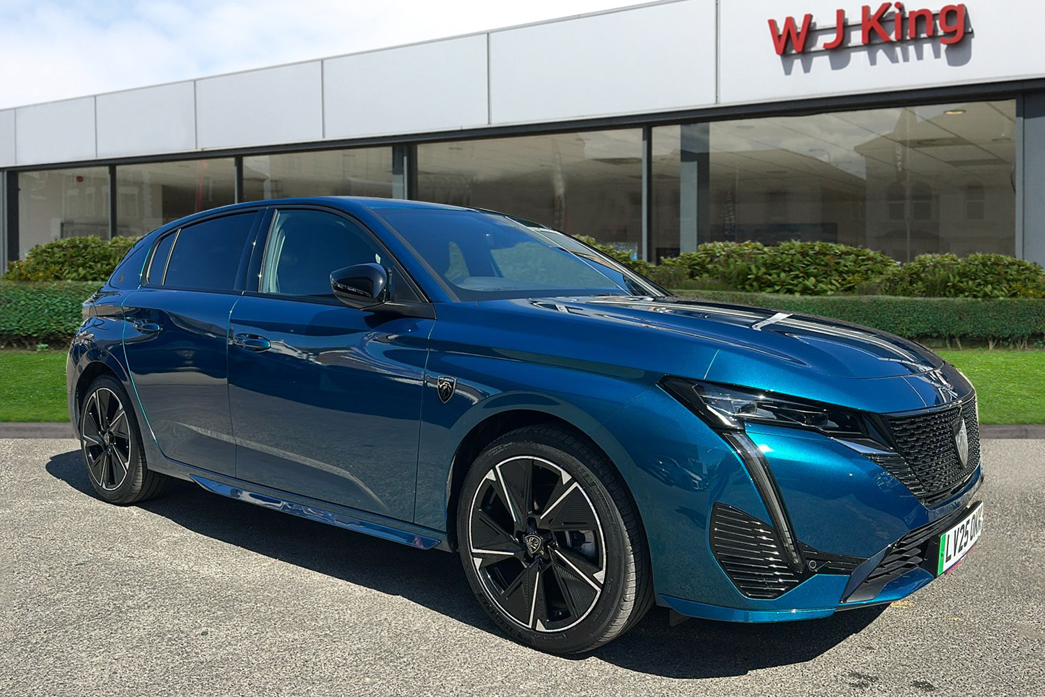 Main listing image - Peugeot 308