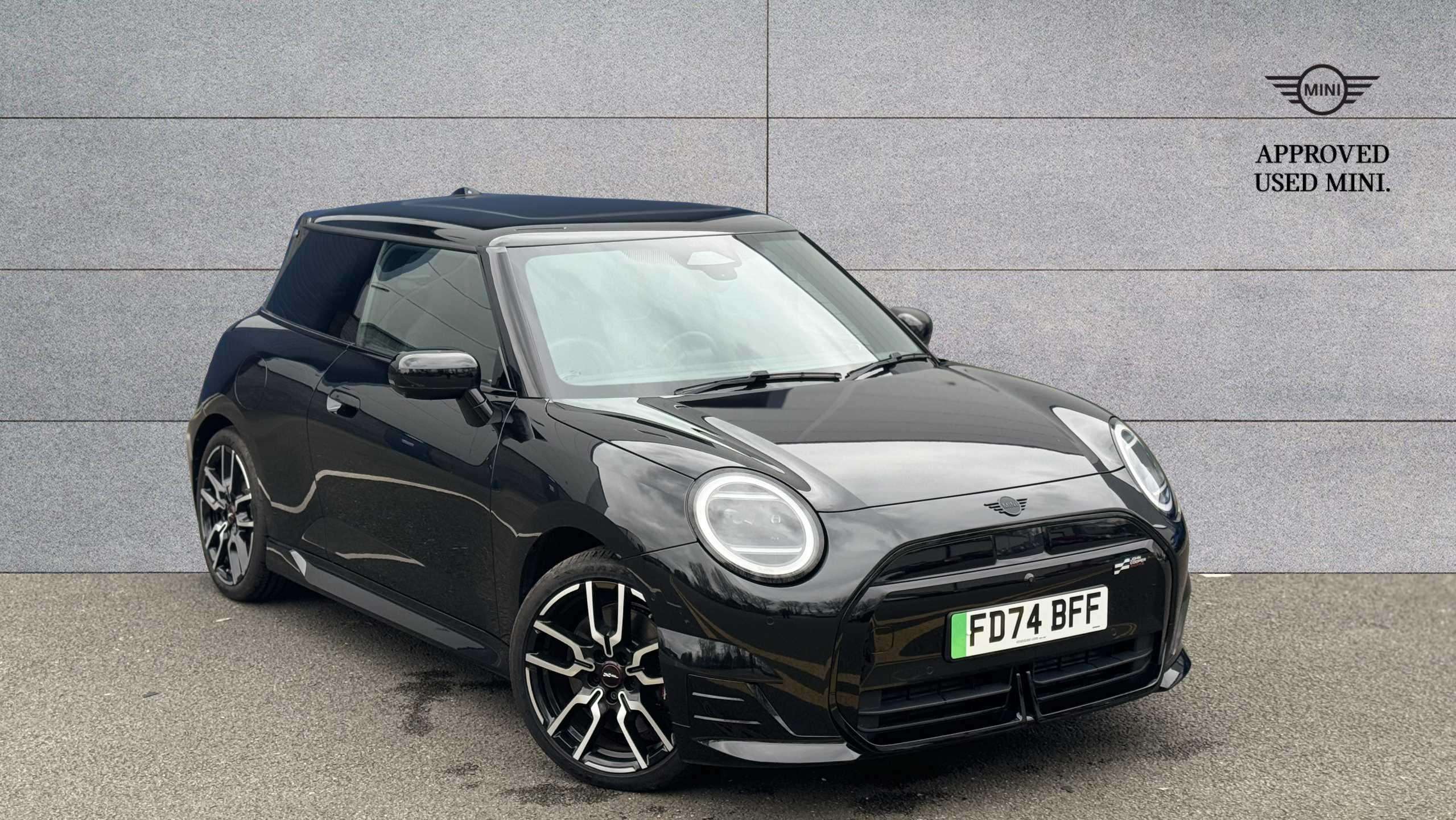 Main listing image - MINI Electric