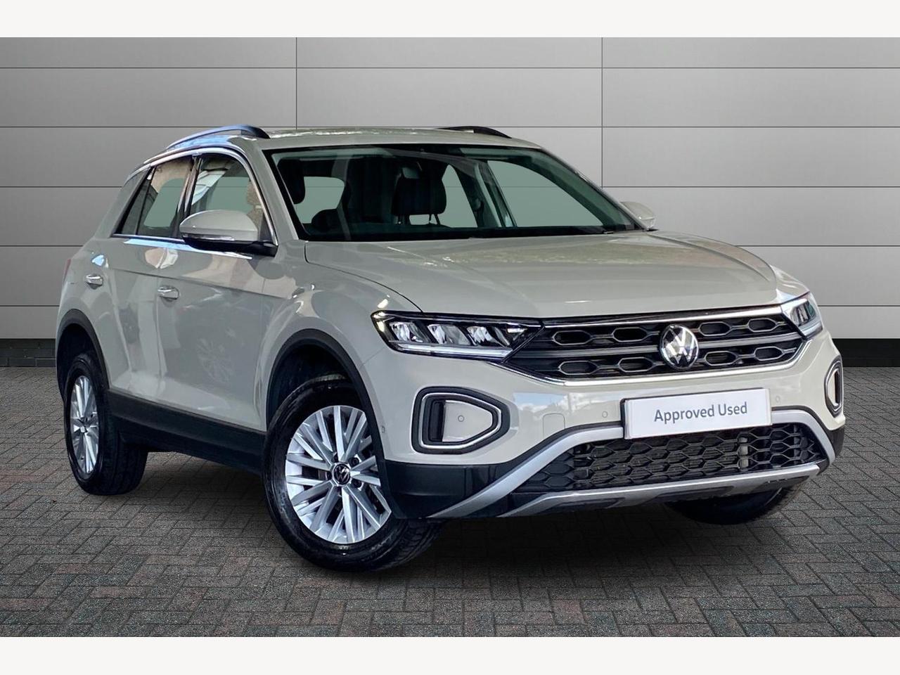 Main listing image - Volkswagen T-Roc
