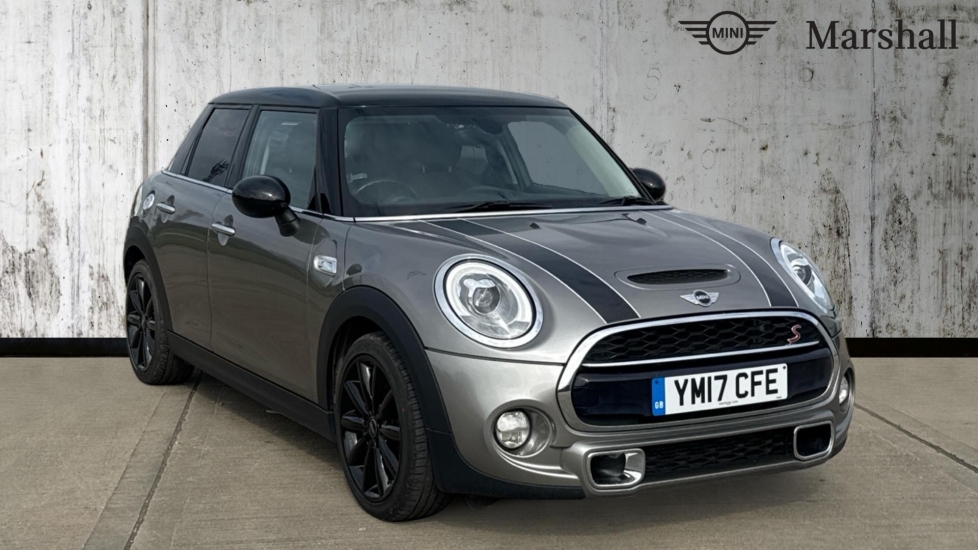 Main listing image - MINI Hatchback 5dr
