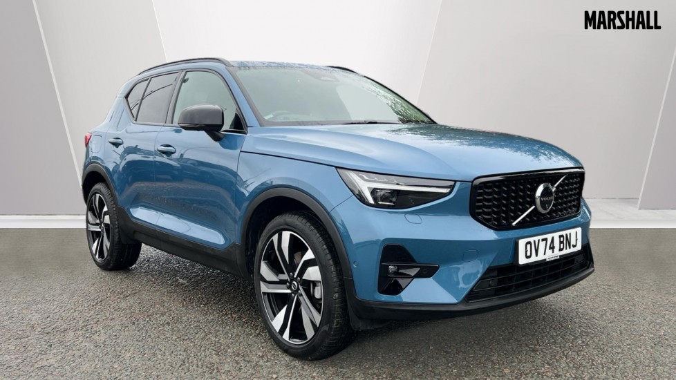 Main listing image - Volvo XC40