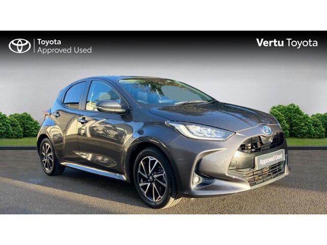 Main listing image - Toyota Yaris