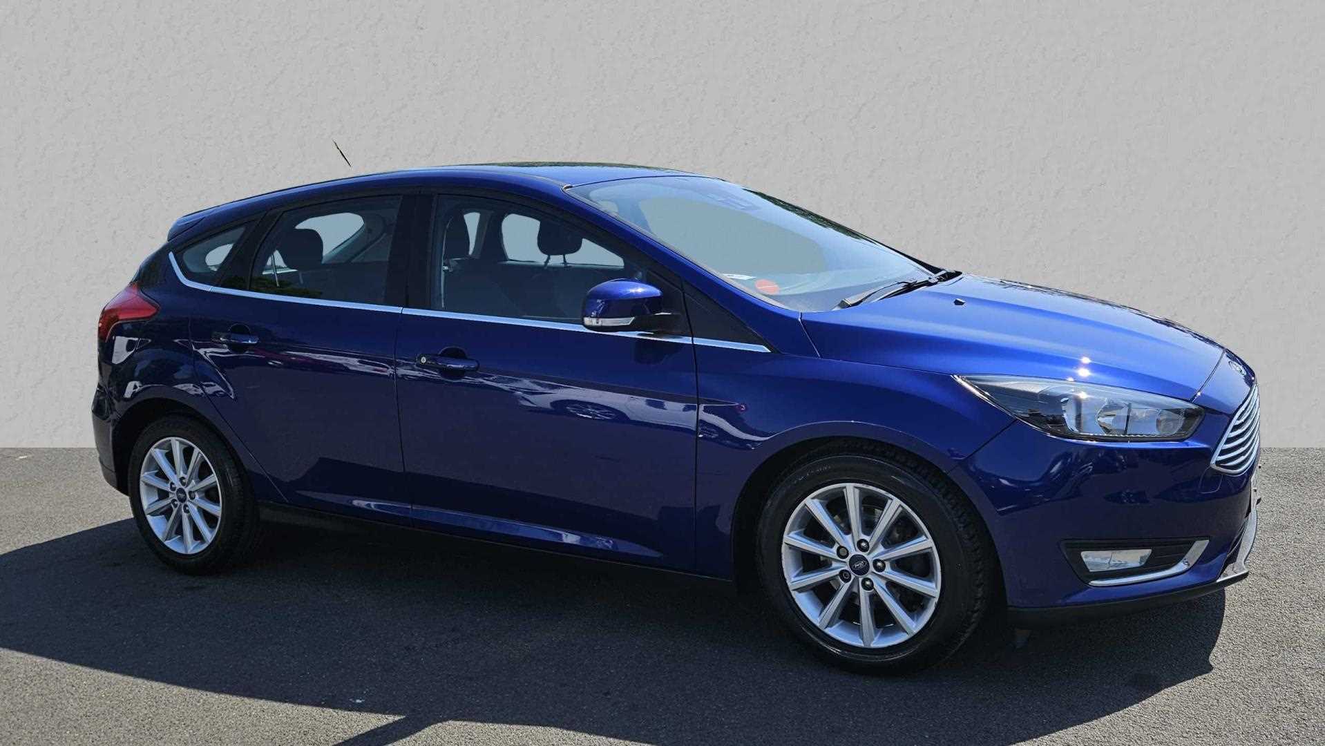 Main listing image - Ford Focus