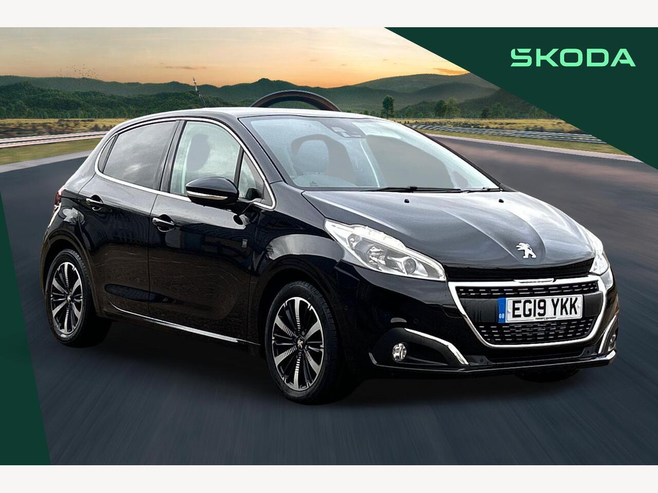 Main listing image - Peugeot 208