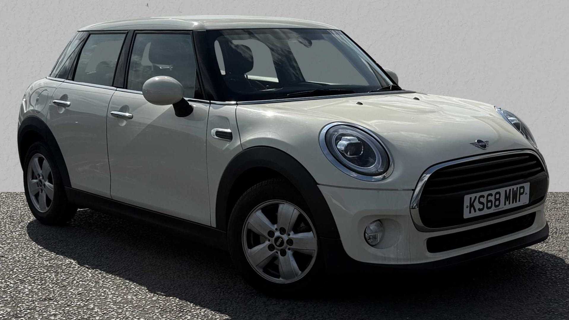 Main listing image - MINI Hatchback 5dr