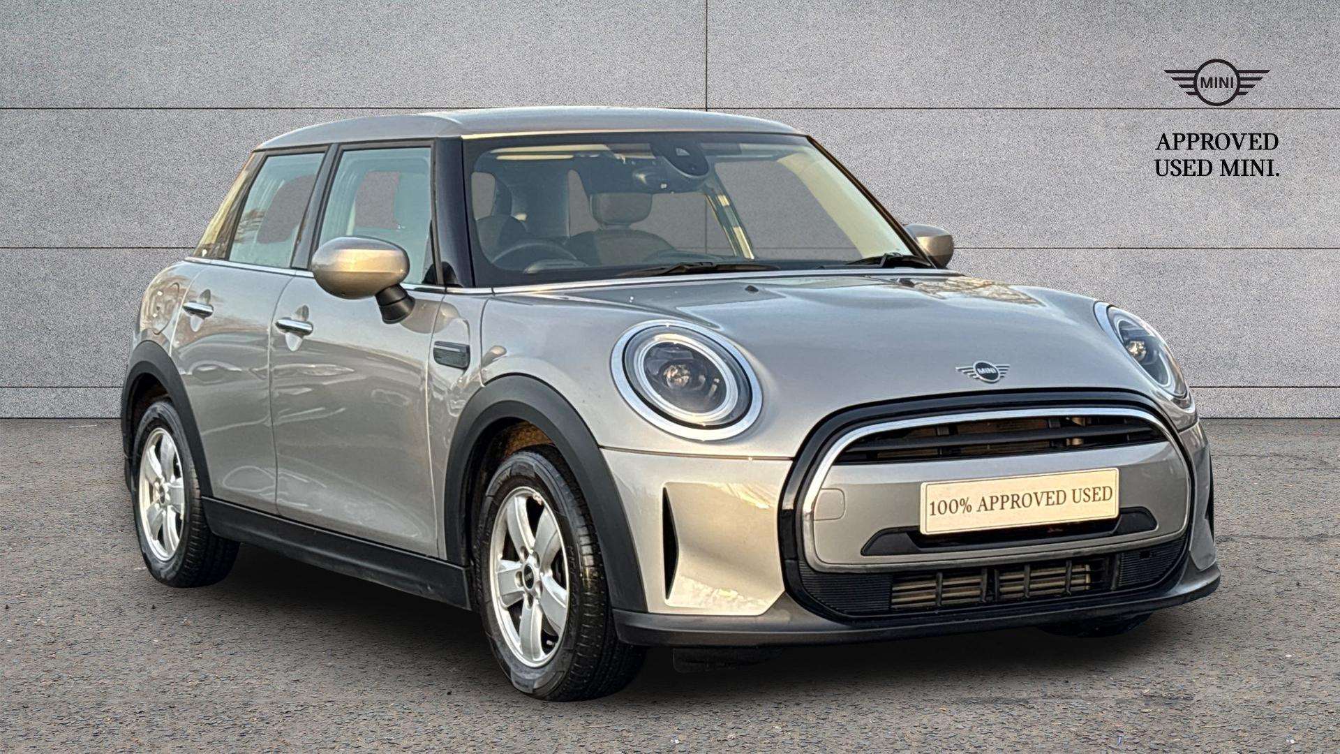 Main listing image - MINI Hatchback 5dr