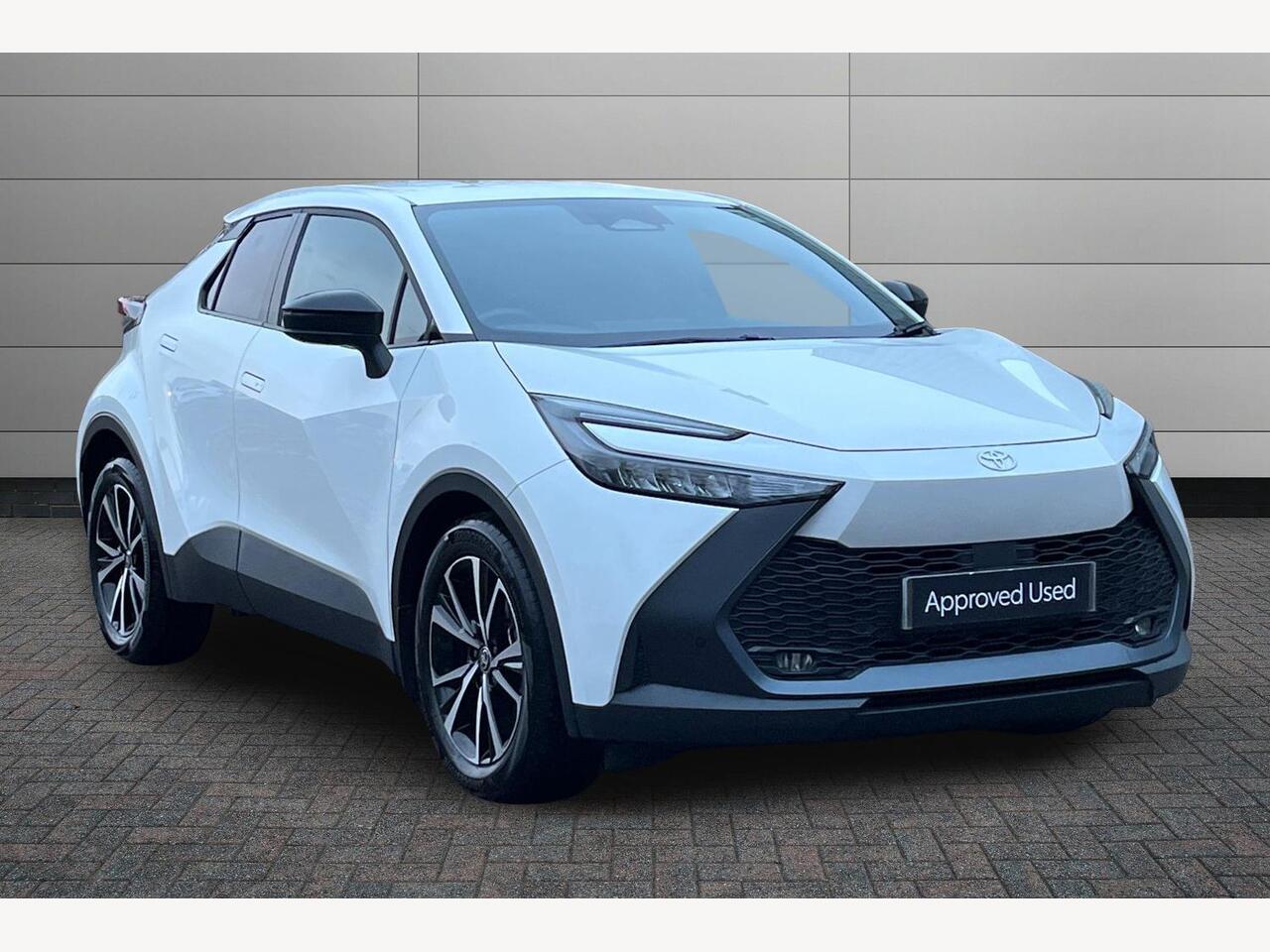 Main listing image - Toyota C-HR