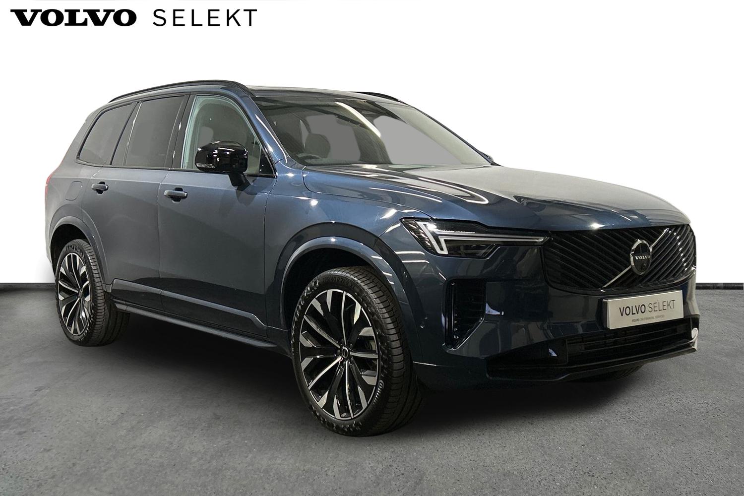 Main listing image - Volvo XC90