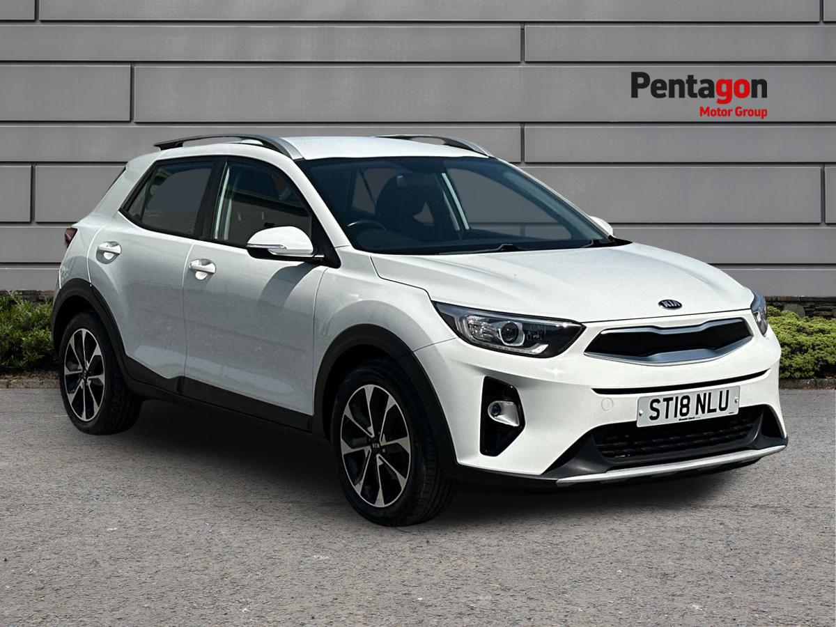 Main listing image - Kia Stonic