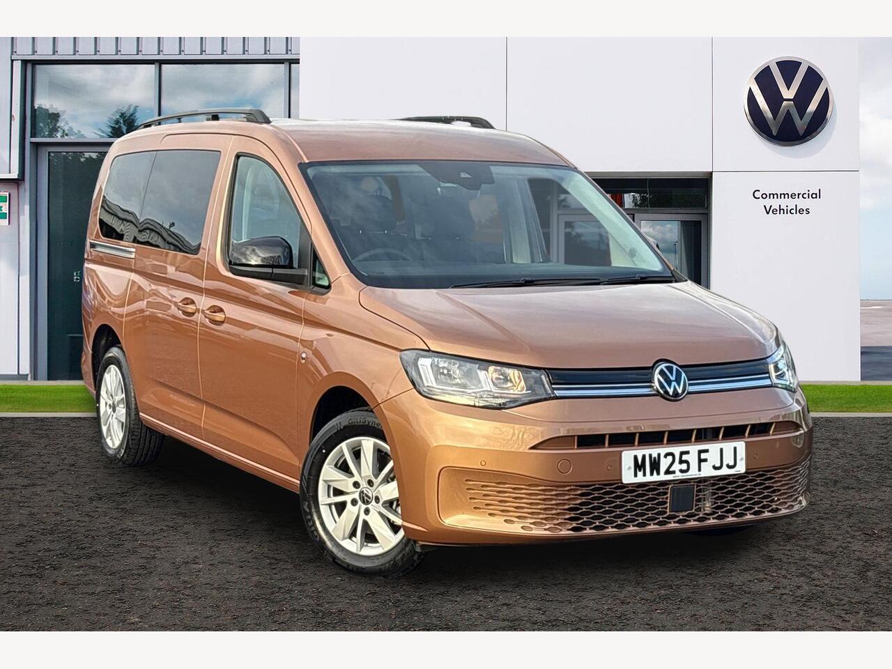 Main listing image - Volkswagen Caddy Maxi Life