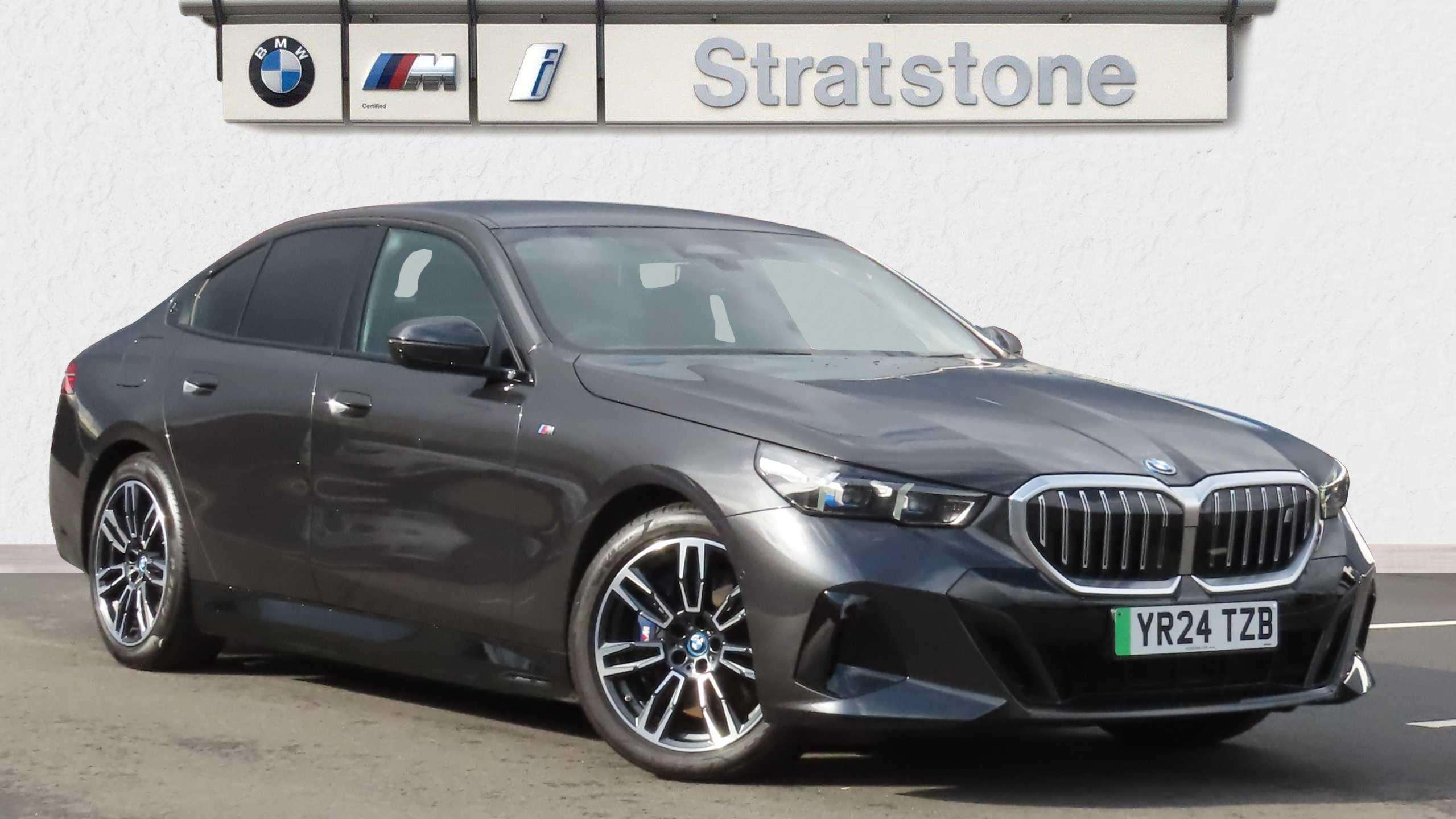 Main listing image - BMW i5