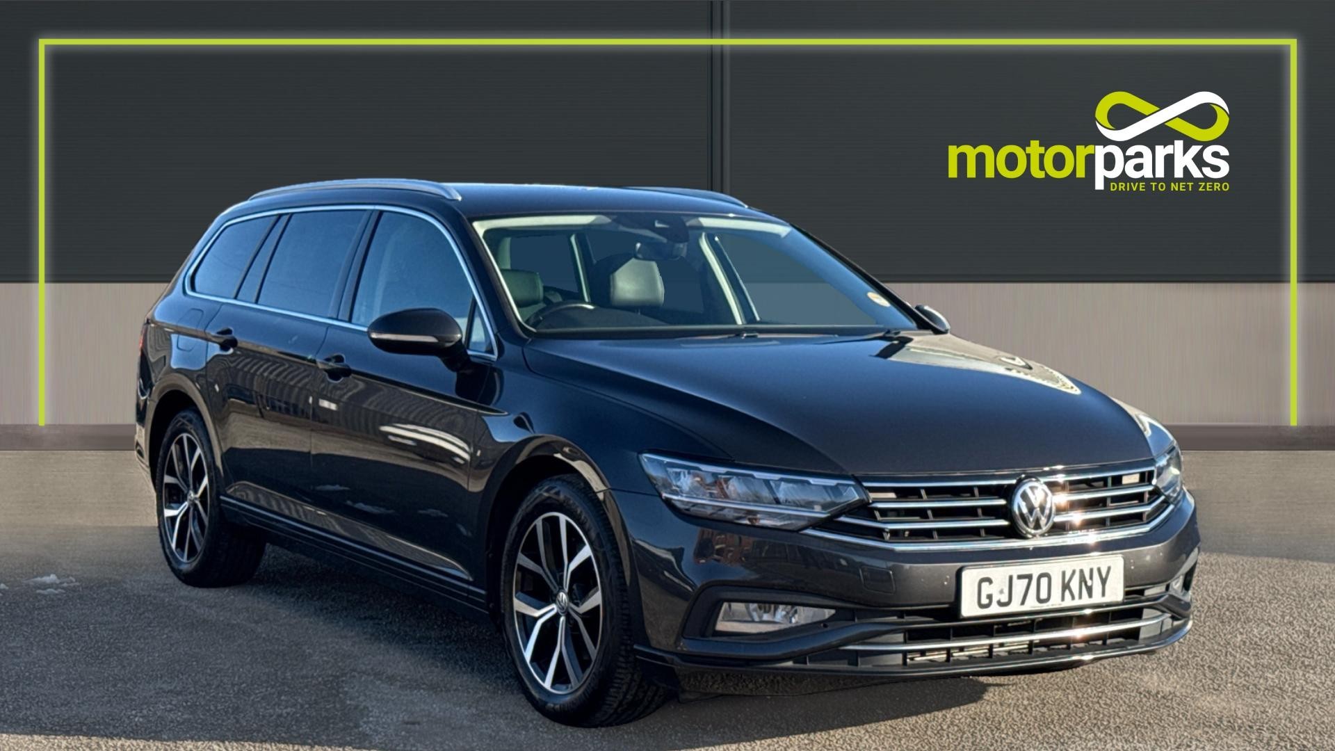 Main listing image - Volkswagen Passat Estate