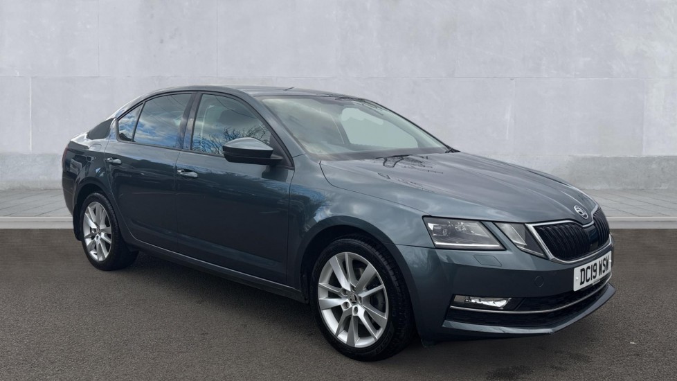 Main listing image - Skoda Octavia