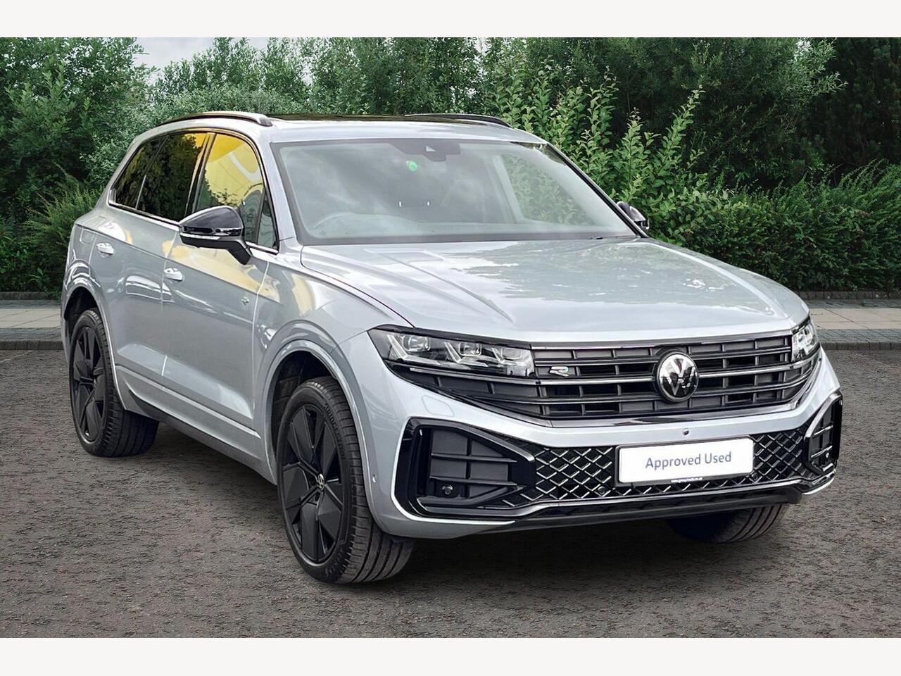 Main listing image - Volkswagen Touareg
