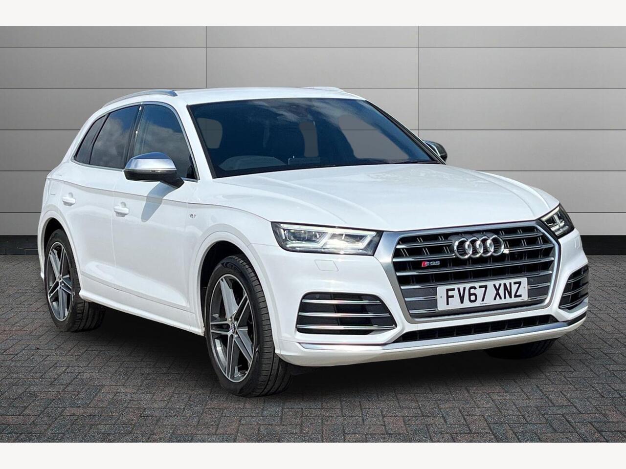 Main listing image - Audi Q5