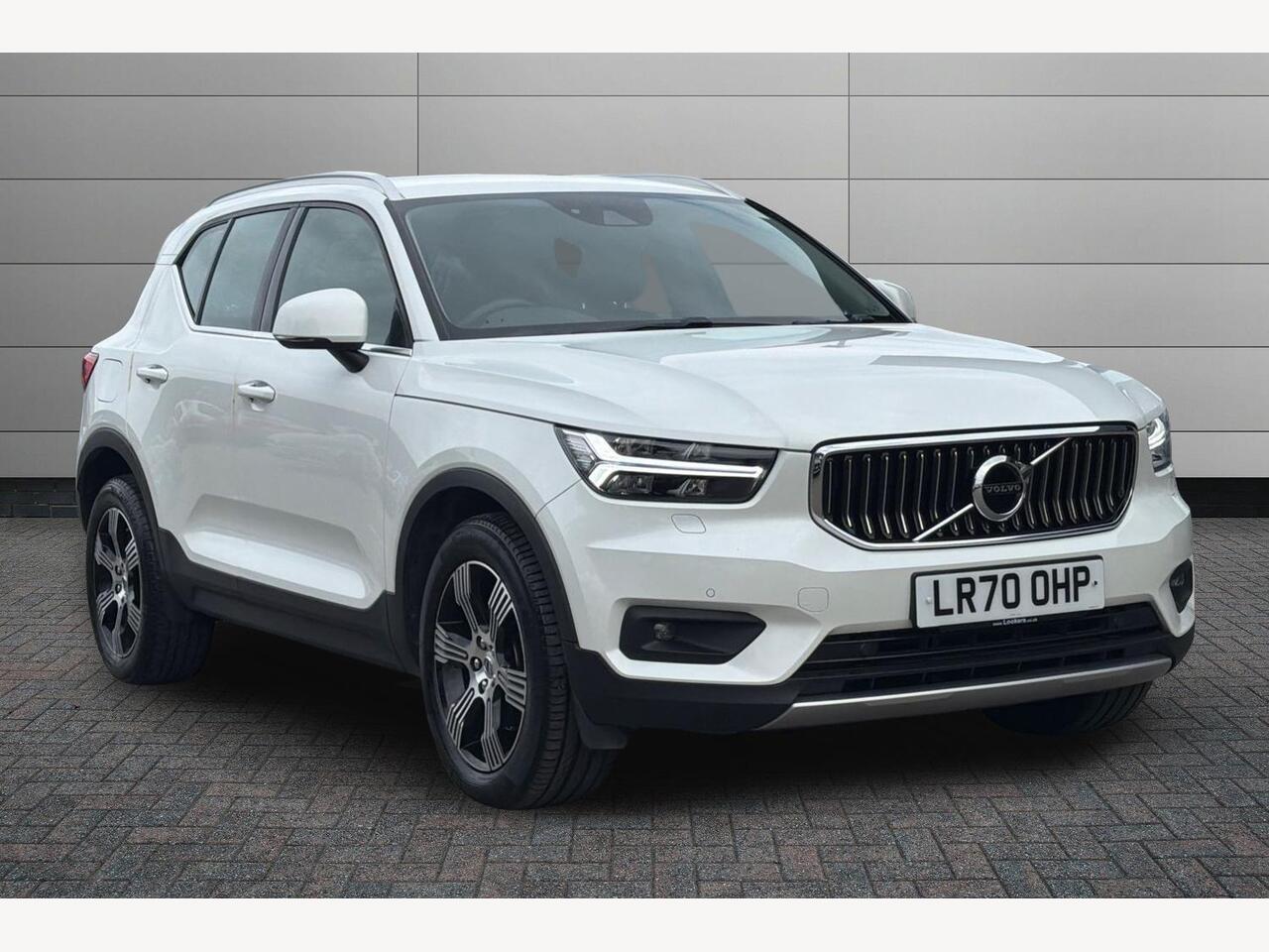 Main listing image - Volvo XC40