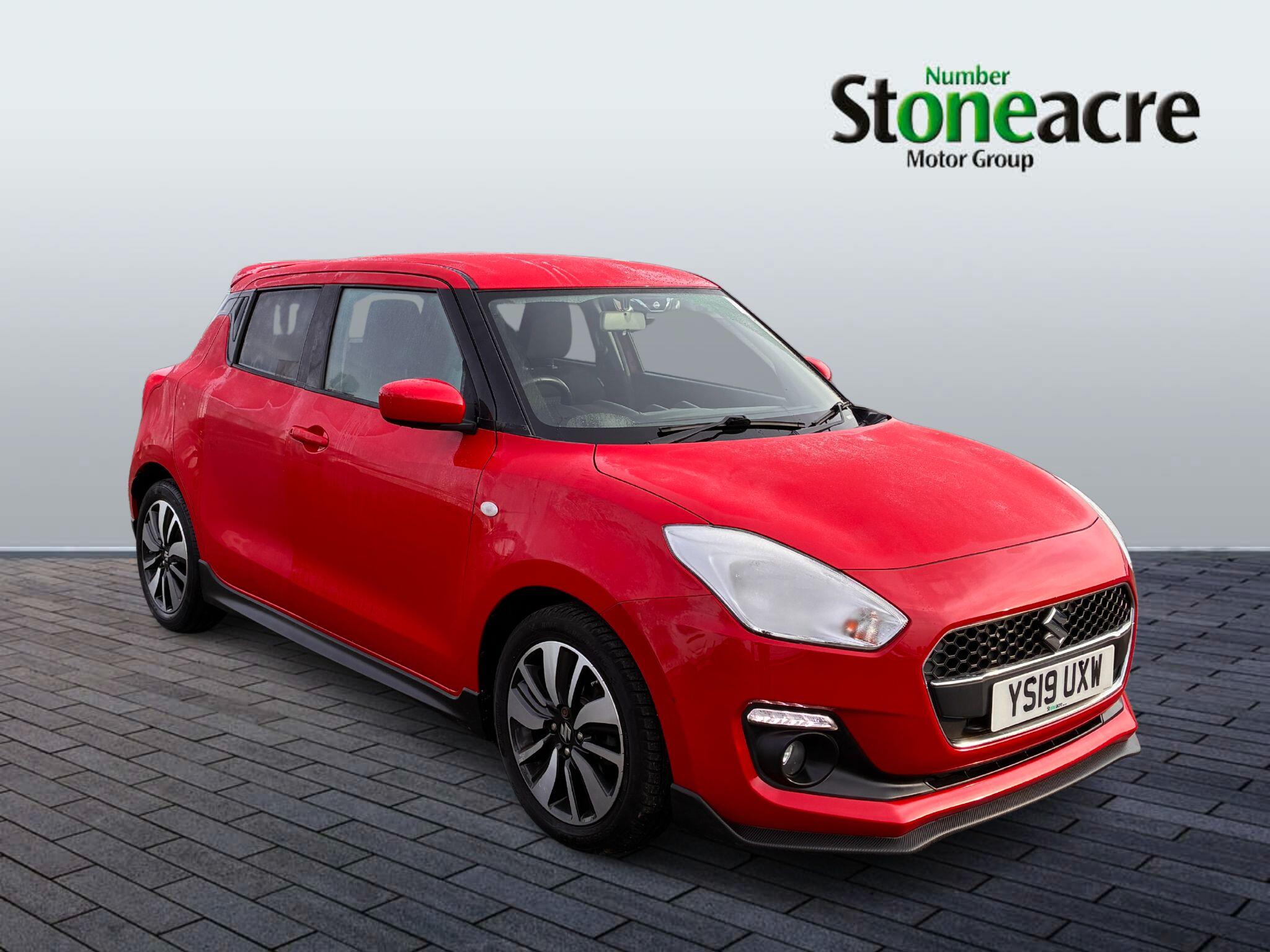 Main listing image - Suzuki Swift