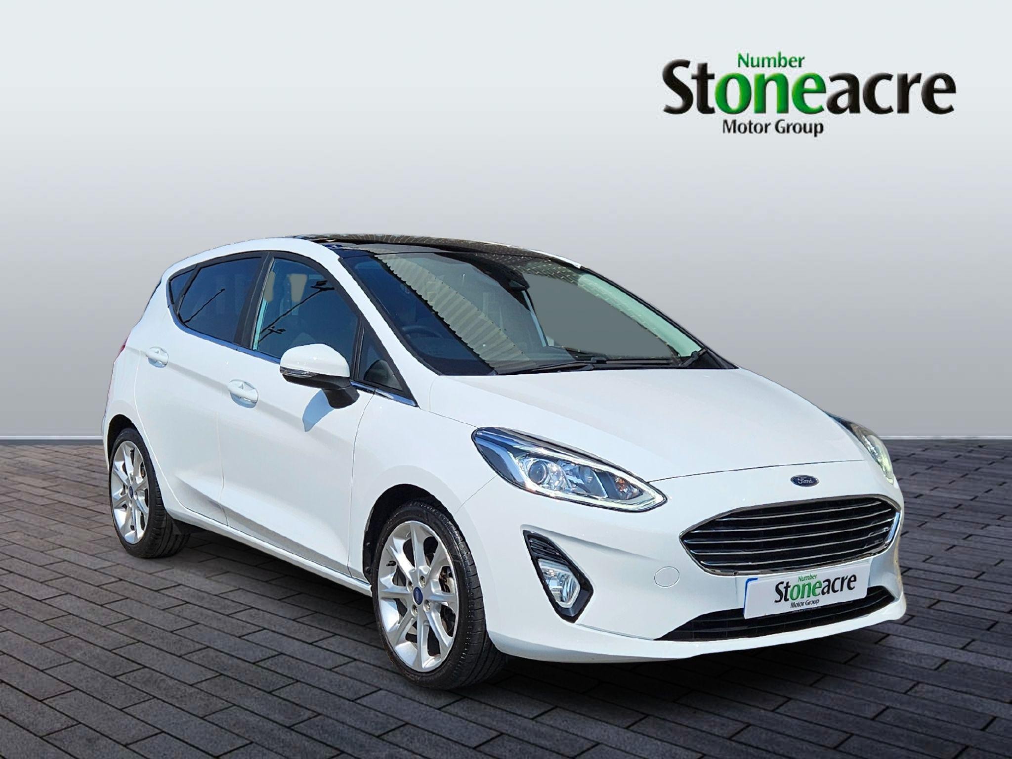 Main listing image - Ford Fiesta