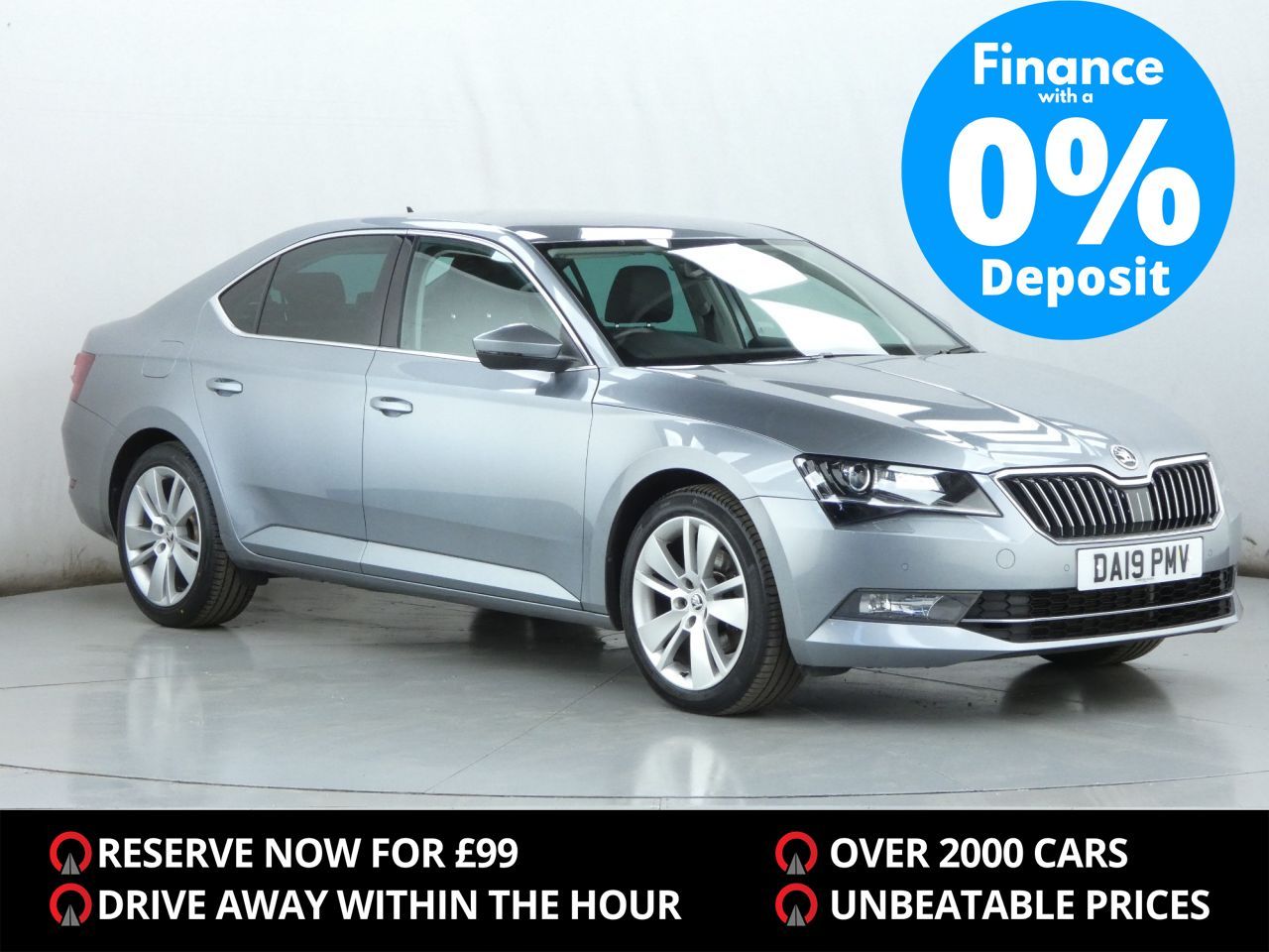 Main listing image - Skoda Superb