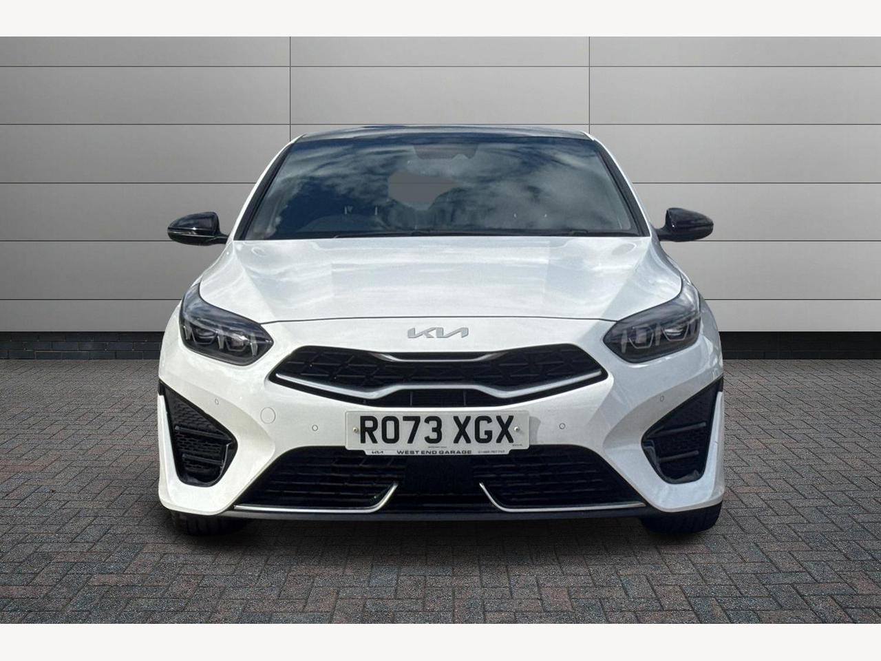 Main listing image - Kia Ceed