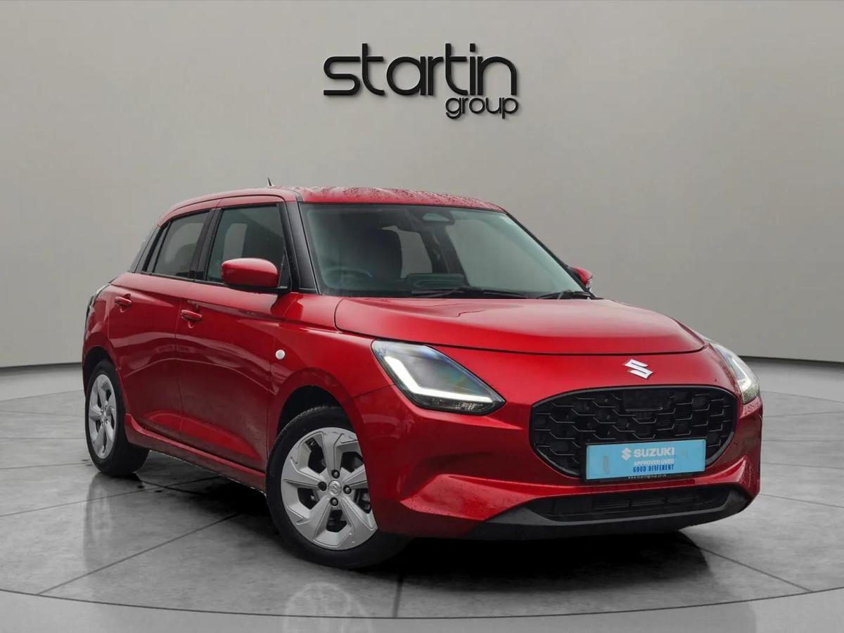 Main listing image - Suzuki Swift