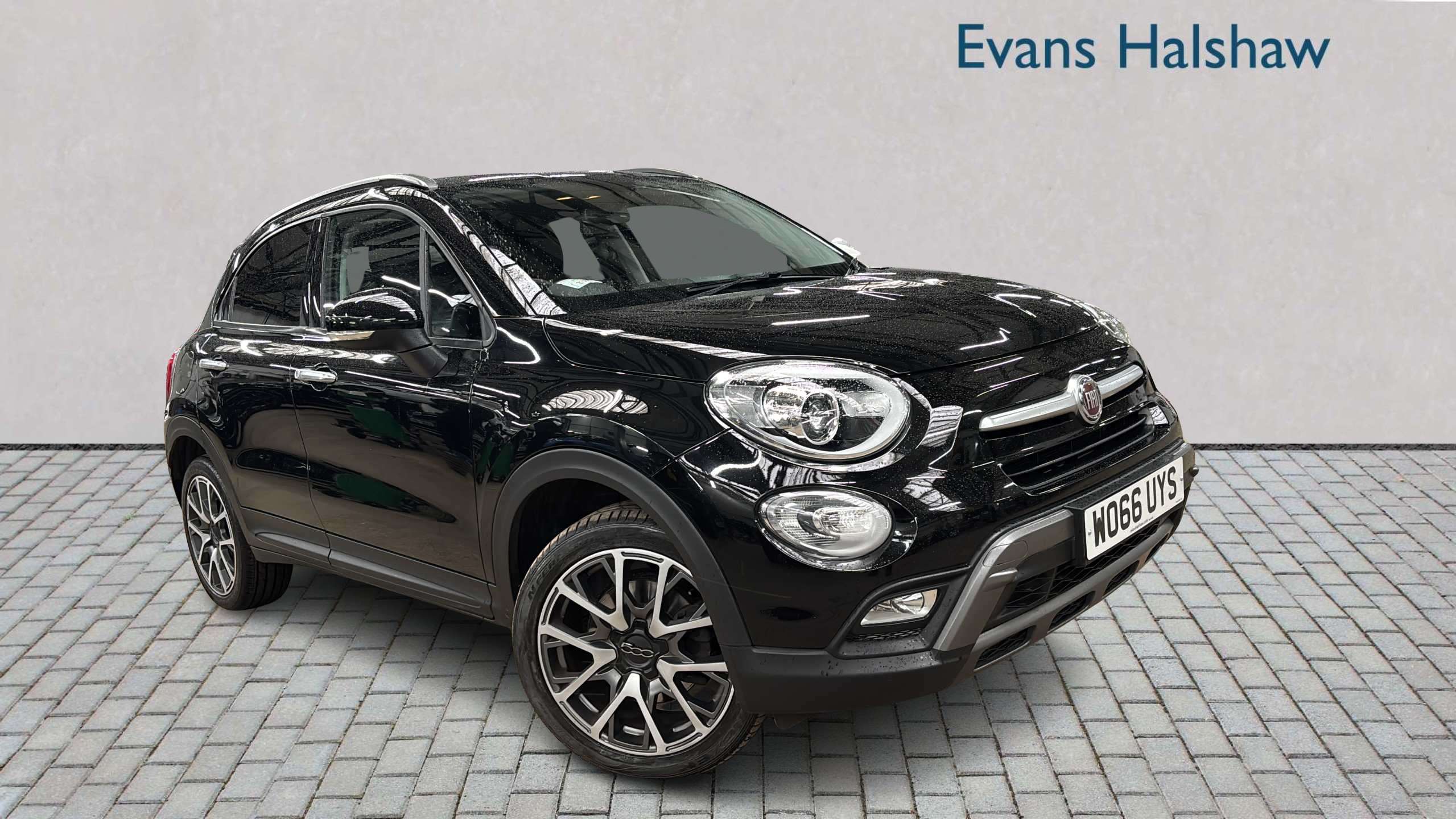 Main listing image - Fiat 500X