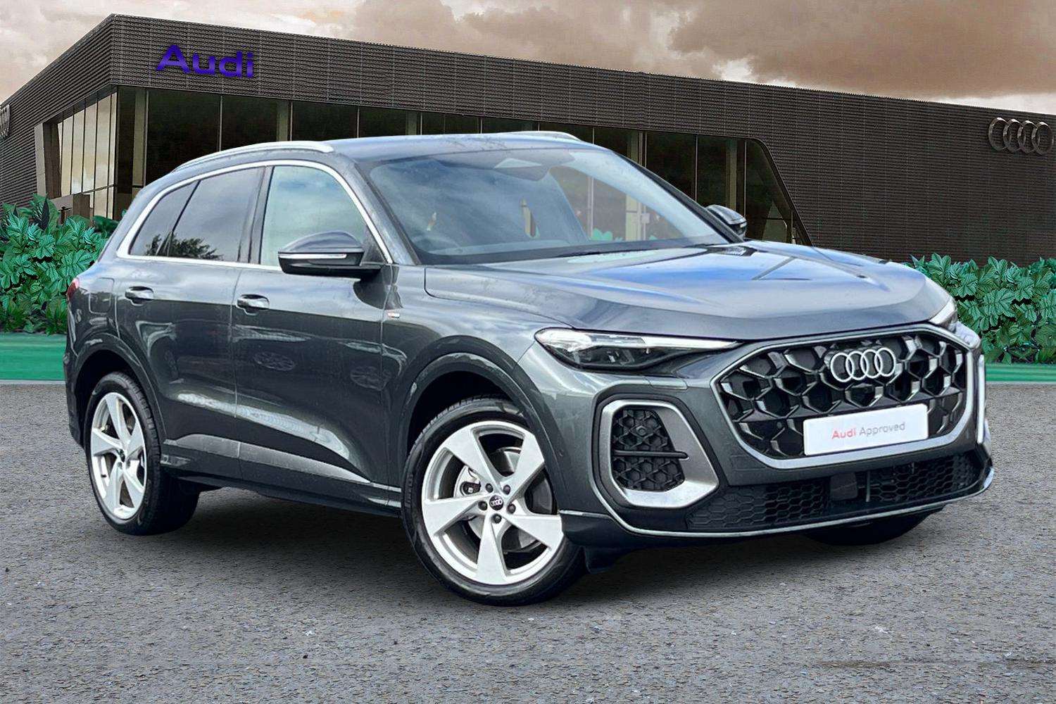 Main listing image - Audi Q5