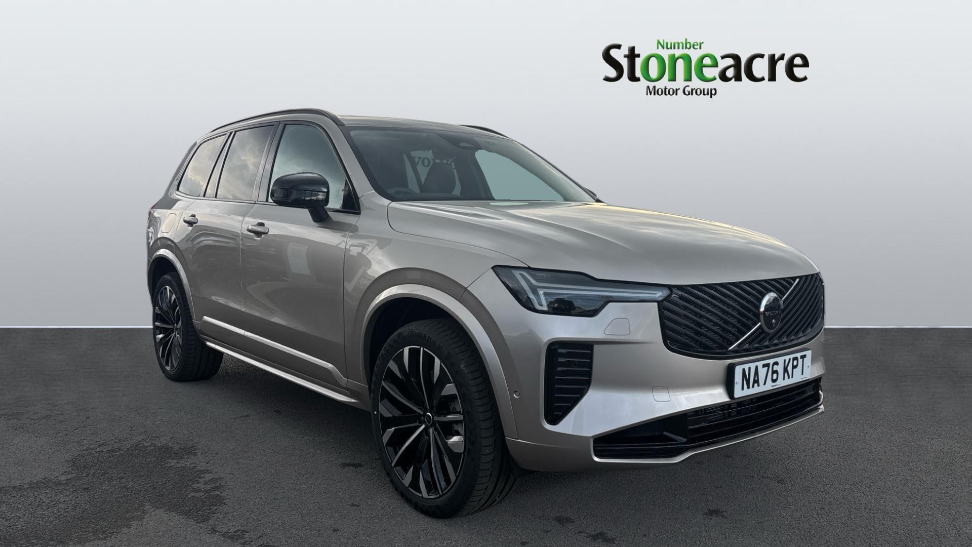 Main listing image - Volvo XC90
