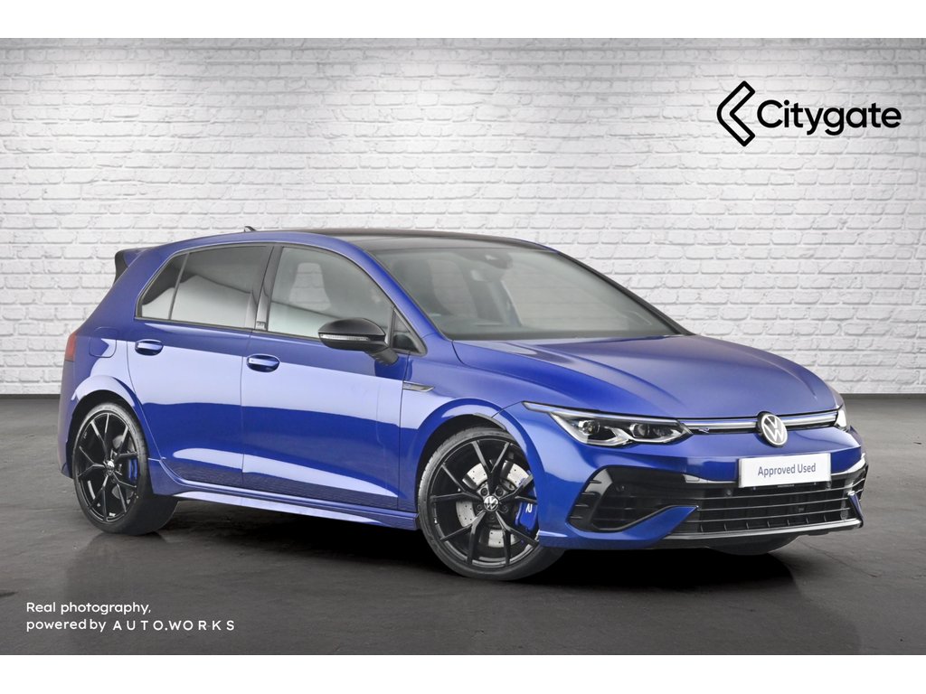 Main listing image - Volkswagen Golf