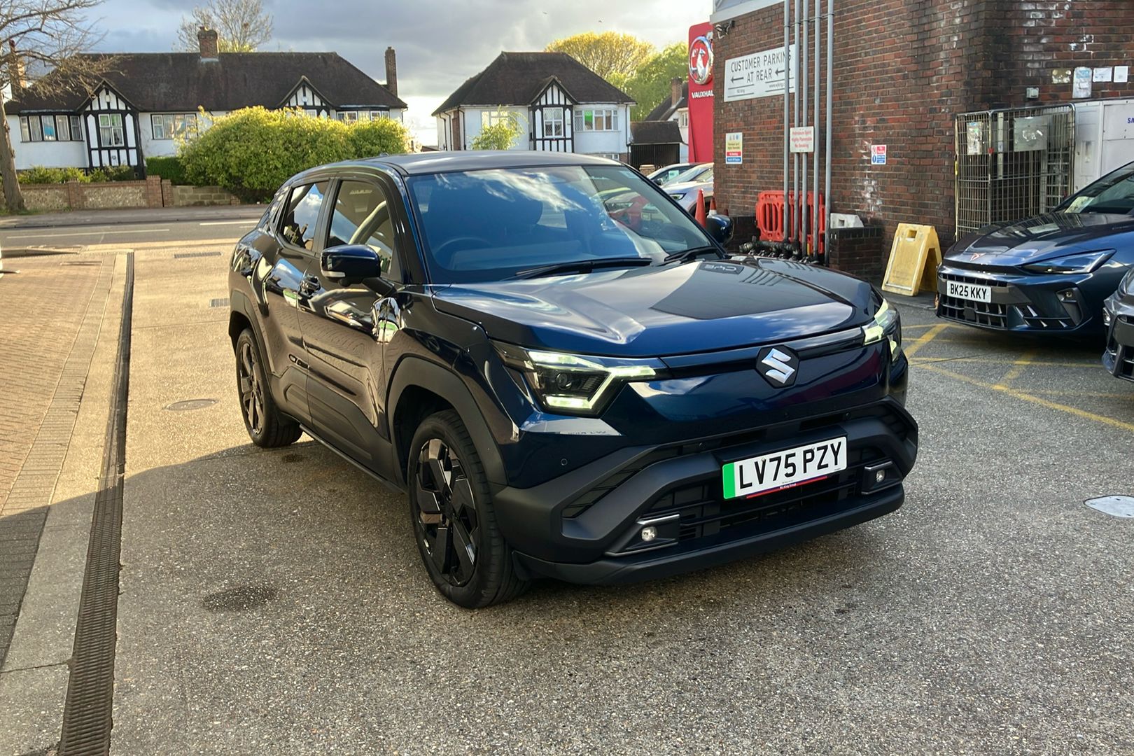 Main listing image - Suzuki Vitara